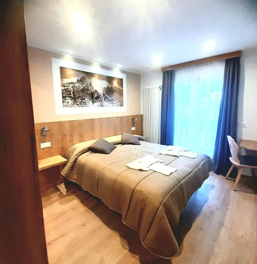 Albergo Vittoria Santo Stefano Di Cadore 2*,