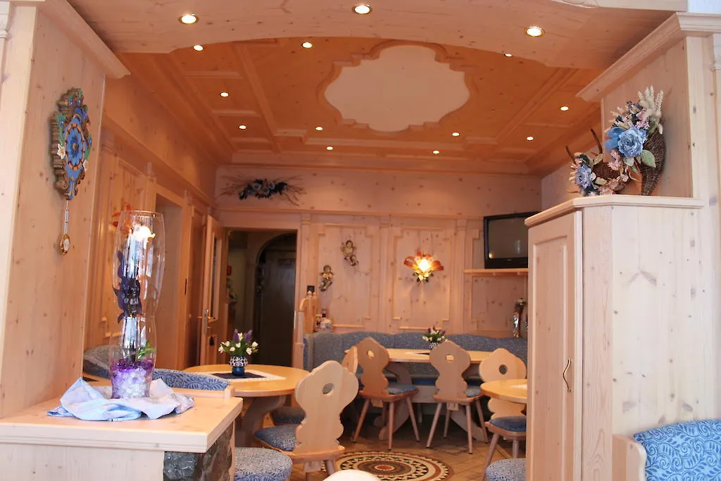 ** Hotel Albergo Vittoria Santo Stefano Di Cadore Italien